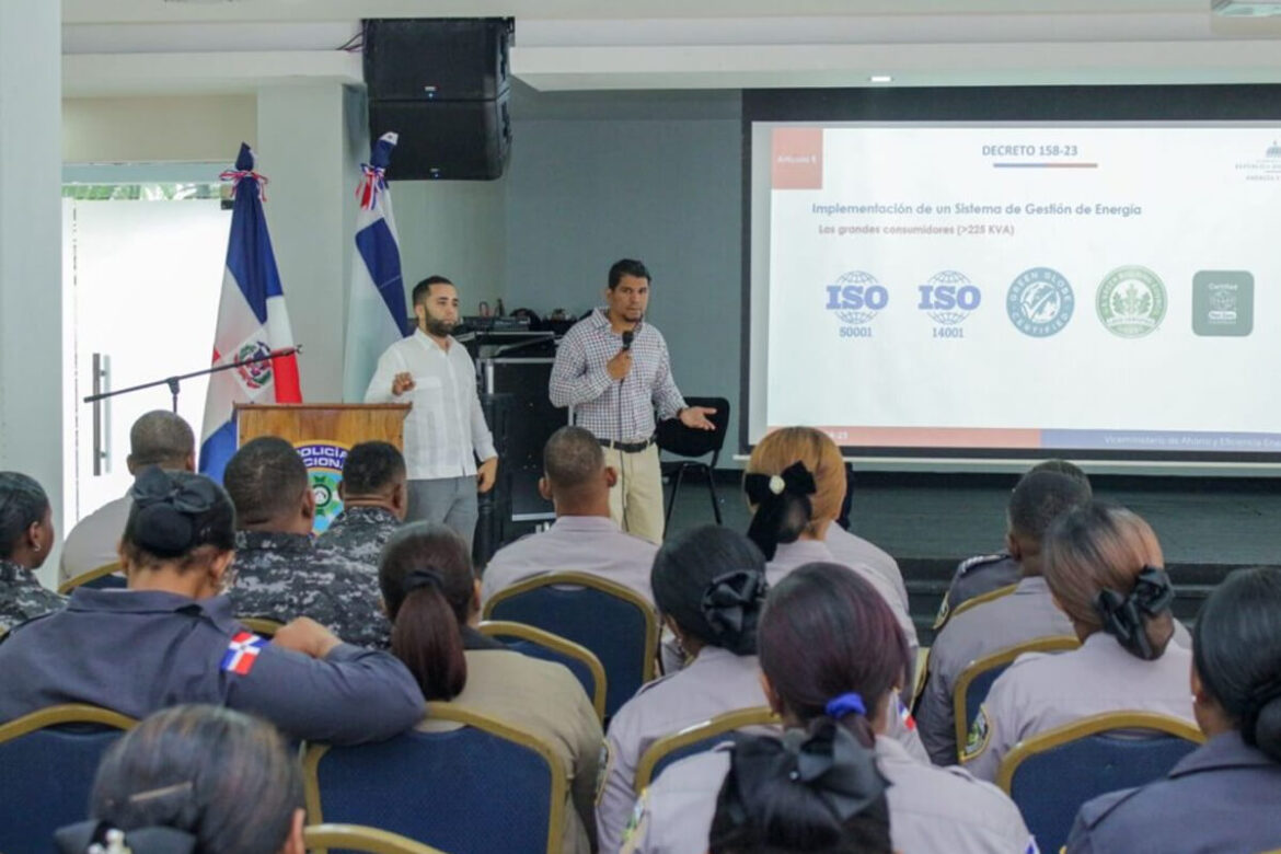 Jornada de Orientación sobre Eficiencia Energética para la Policía Nacional